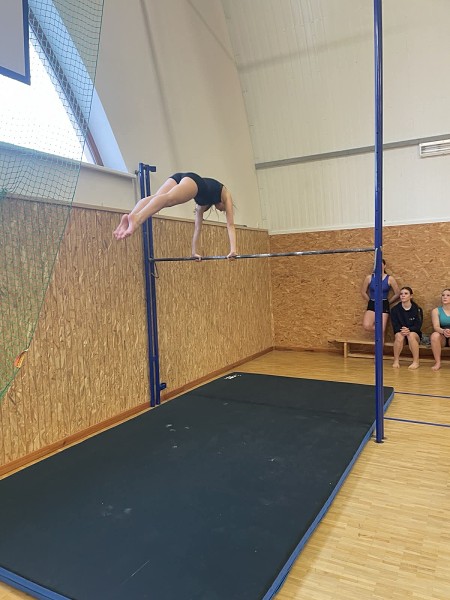 Závody ve sportovní gymnastice