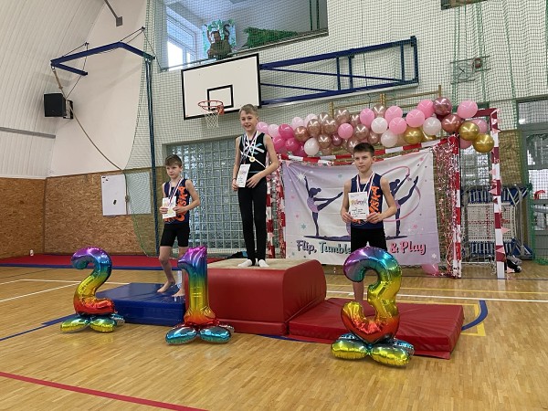 Závody ve sportovní gymnastice